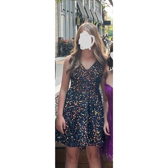 BCX (Macy's) Sequined V-Neck Crisscrossed Fit and Flare Dress Junior Size 3 GLAM - Picture 3 of 10